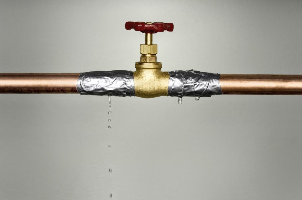 Fuite d'eau chez vous : les gestes à faire tout de suite