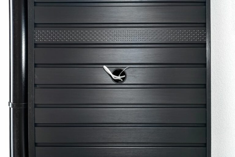 Porte blindée bloquée : causes fréquentes et bons réflexes